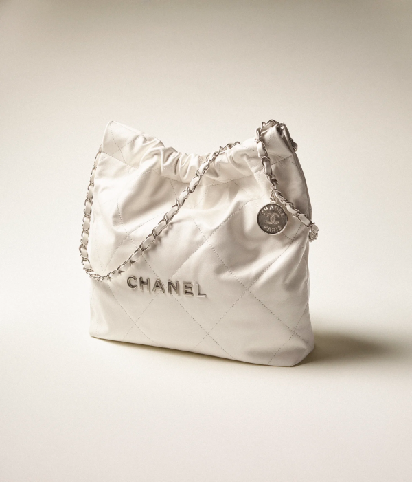 chanel 22 small handbag