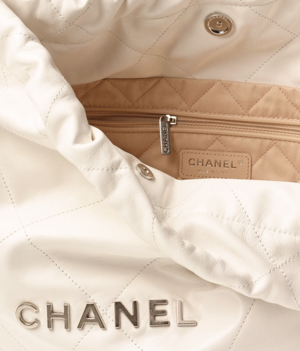 chanel 22 small handbag