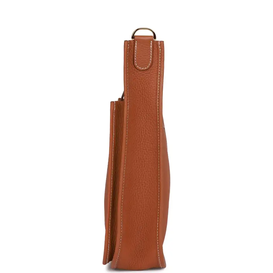 hermès evelyne iii pm gold clemence gold hardware hermès evelyne iii pm gold clemence gold hardware