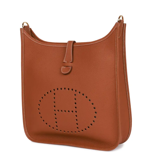 hermès evelyne iii pm gold clemence gold hardware
