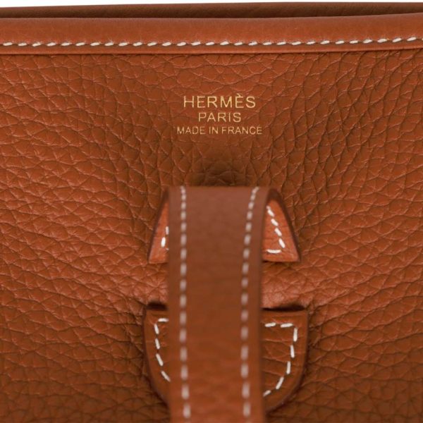 hermès evelyne iii pm gold clemence gold hardware