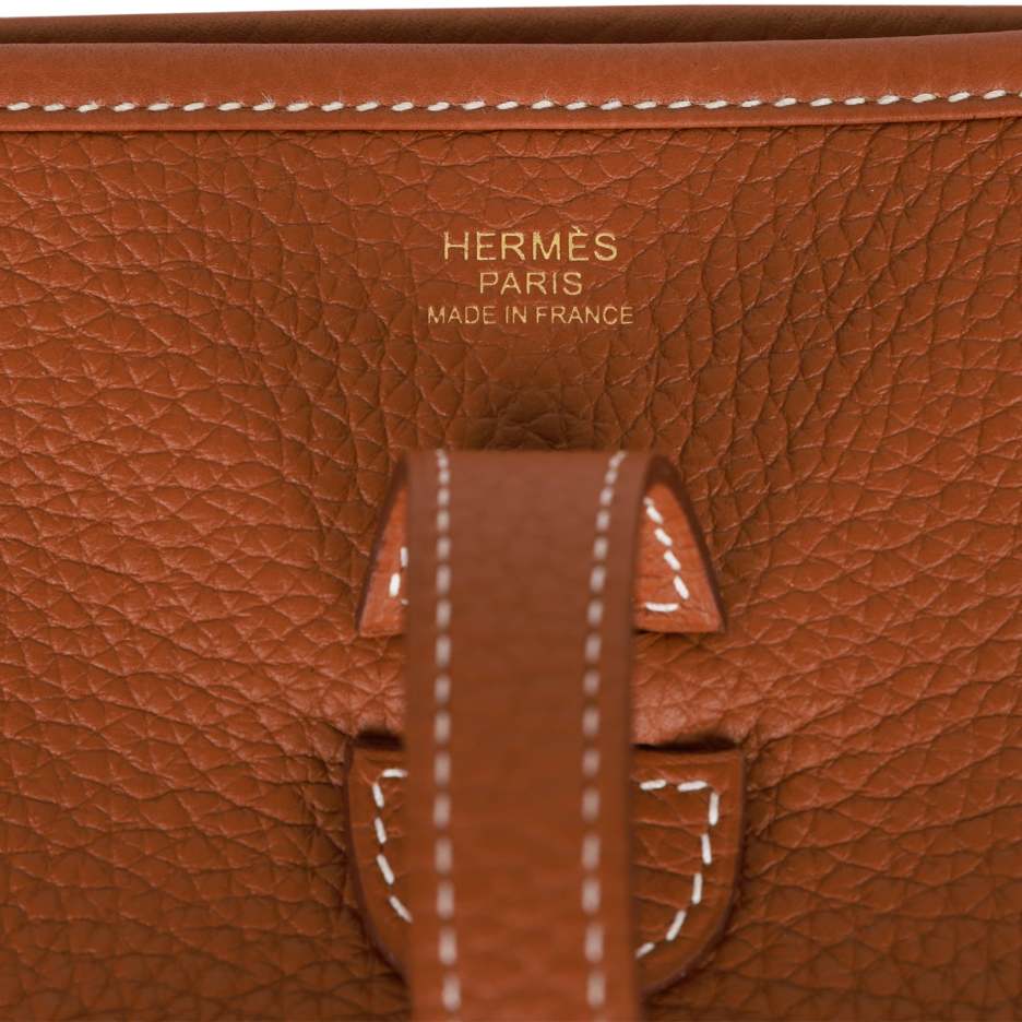 hermès evelyne iii pm gold clemence gold hardware hermès evelyne iii pm gold clemence gold hardware