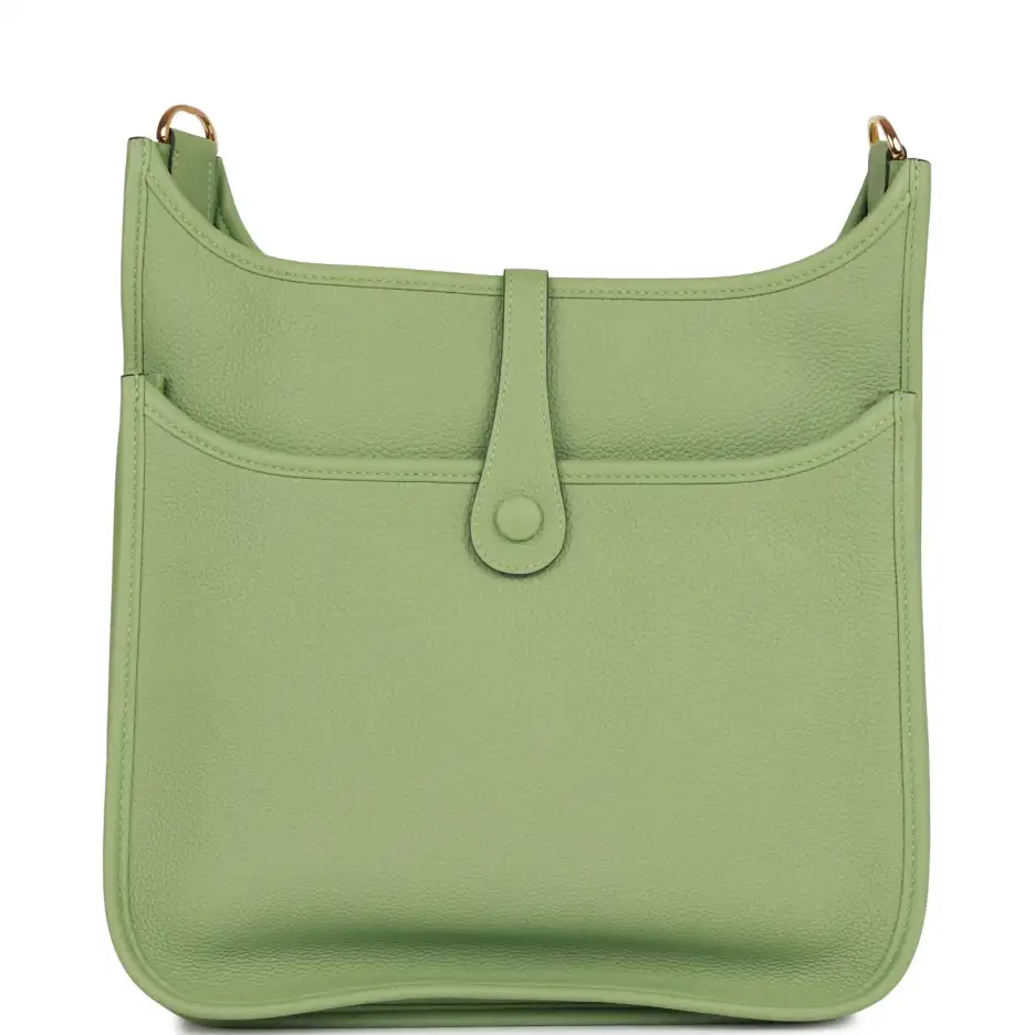 hermès evelyne iii pm vert criquet clemence gold hardware hermès evelyne iii pm vert criquet clemence gold hardware