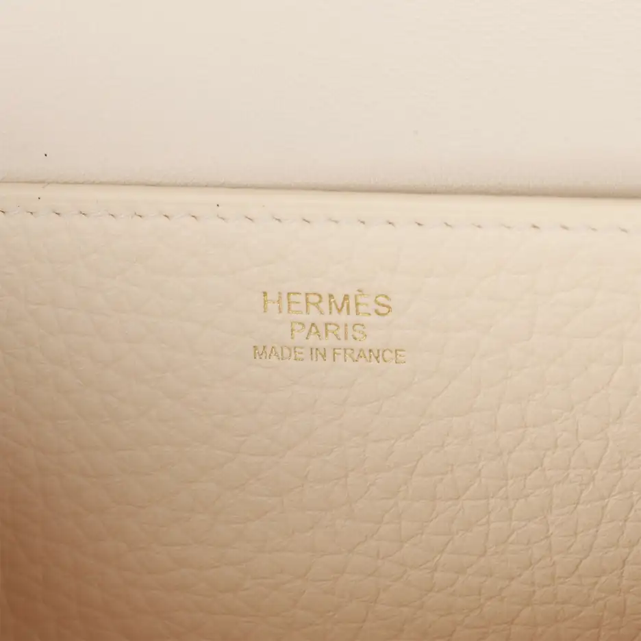 hermès halzan 25 nata clemence gold hardware hermès halzan 25 nata clemence gold hardware
