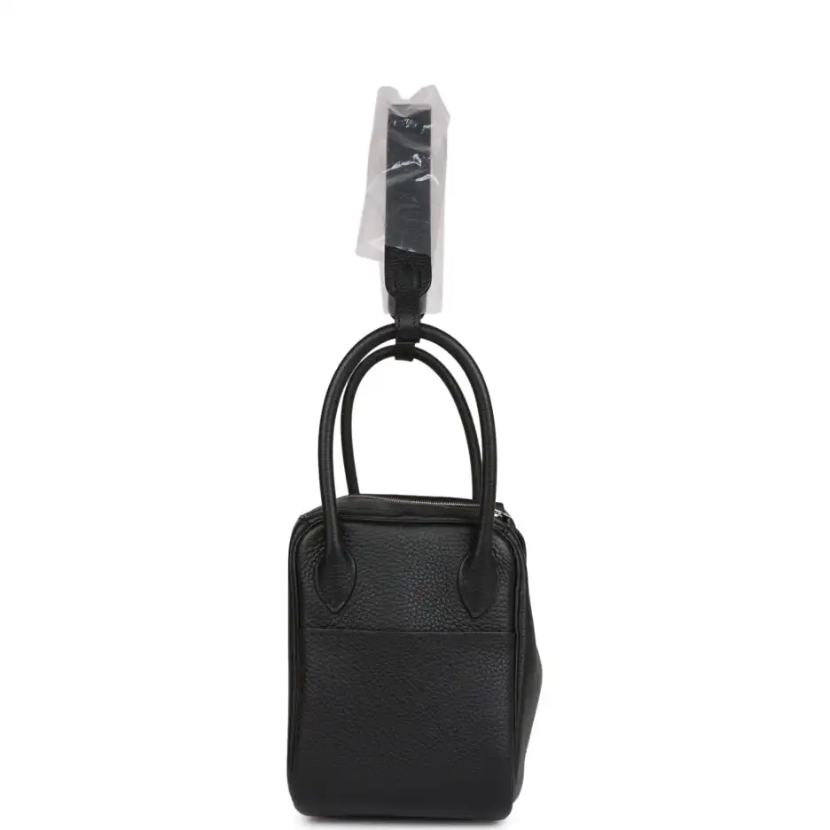 hermès lindy 26 black clemence palladium hardware hermès lindy 26 black clemence palladium hardware