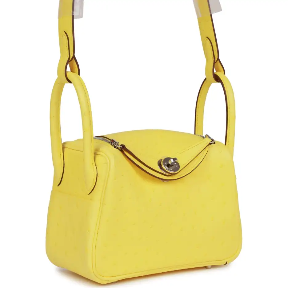 hermès mini lindy jaune citron ostrich palladium hardware hermès mini lindy jaune citron ostrich palladium hardware