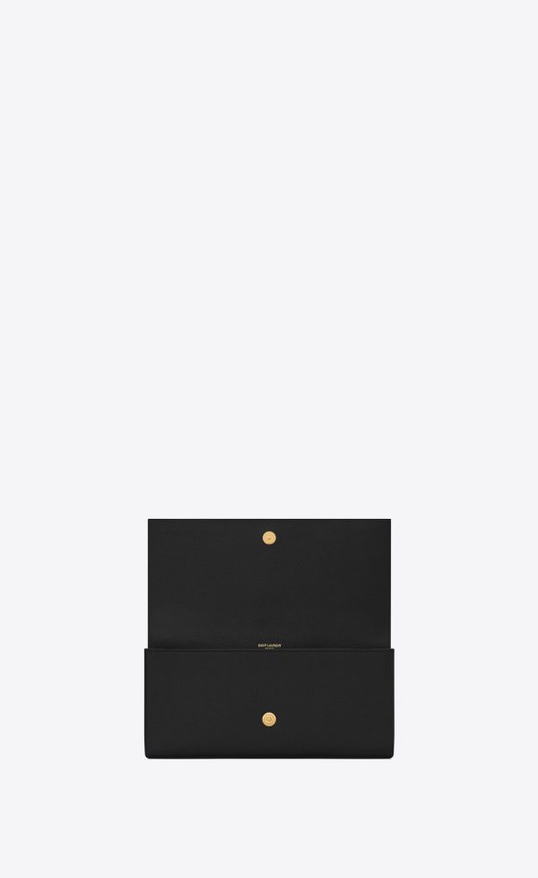 kate clutch in grain de poudre embossed leather black