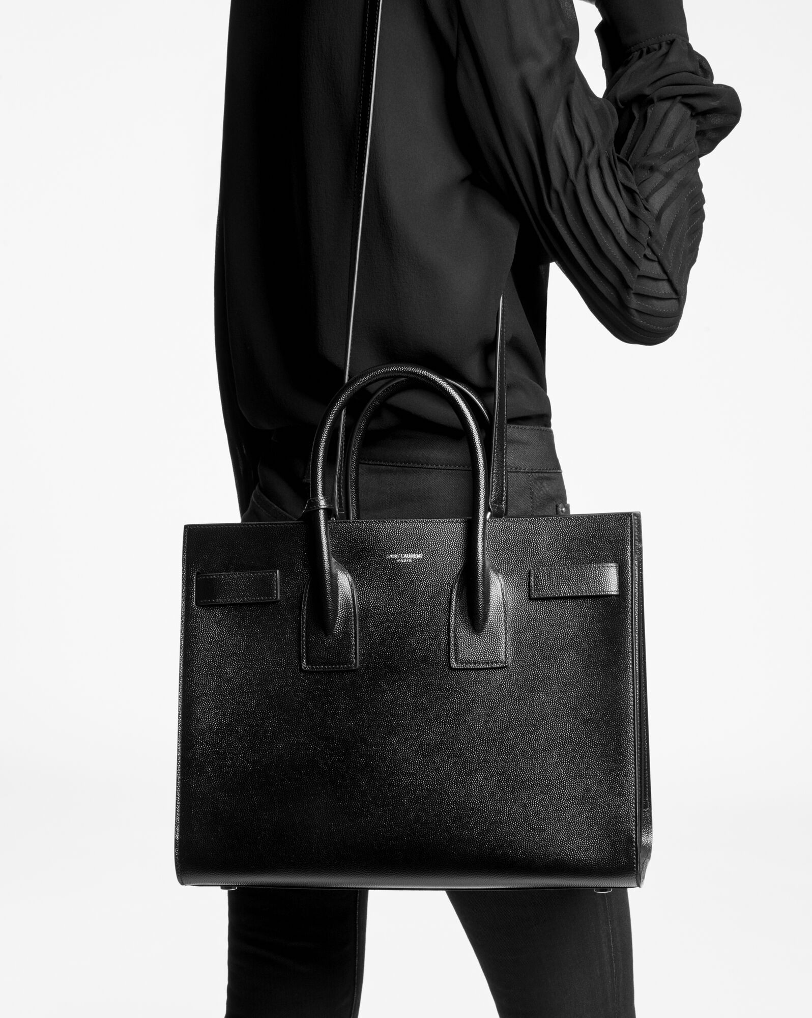 small sac de jour in grained leather black small sac de jour in grained leather black