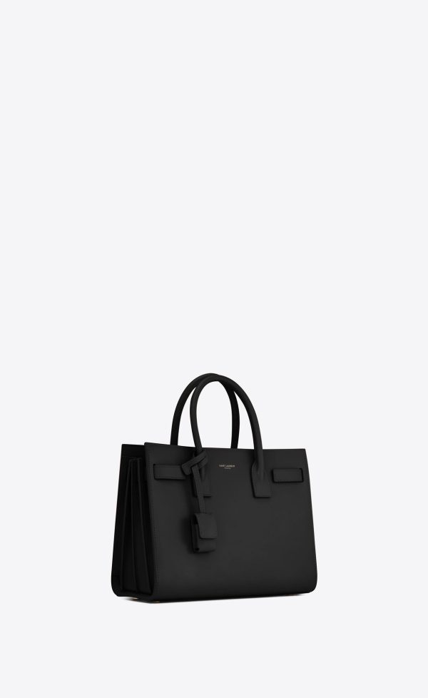 sac de jour baby in smooth leather black