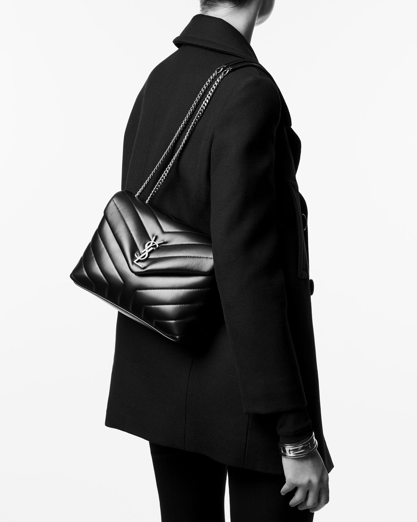 small loulou in quilted leather noir small loulou in quilted leather noir