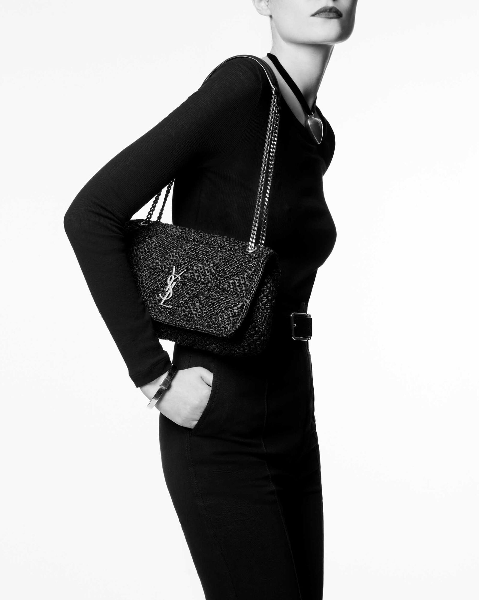 medium jamie in raffia naturel medium jamie in raffia naturel