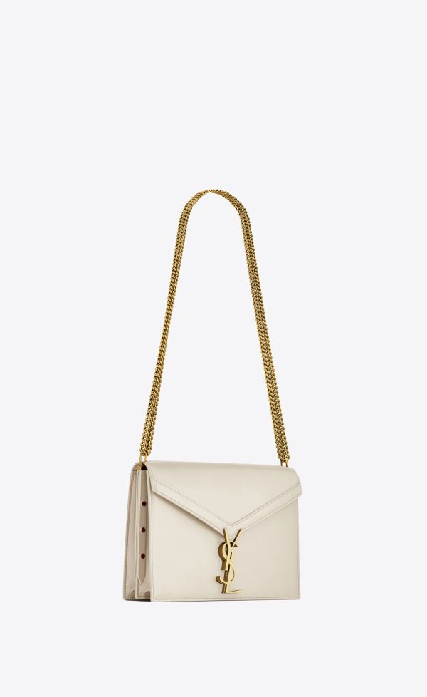 cassandra medium chain bag in smooth leather blanc vintage