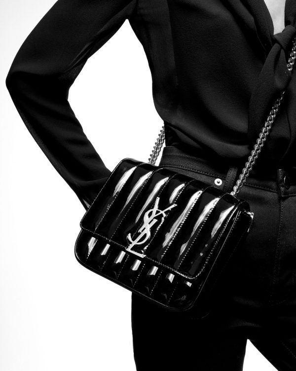 vicky small in quilted shiny leather black