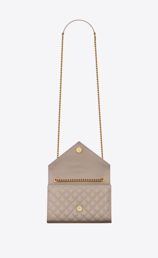 small envelope in quilted grain de poudre embossed leather greyish brown