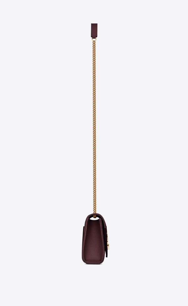 small envelope in quilted grain de poudre embossed leather rouge legion