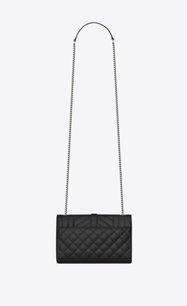 small envelope in quilted grain de poudre embossed leather noir