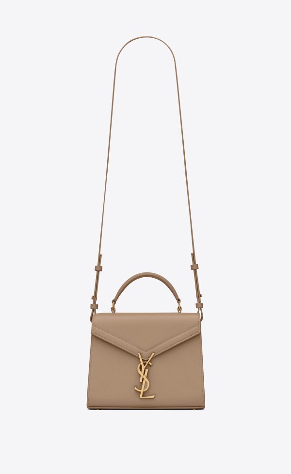 cassandra mini in grain de poudre embossed leather greyish brown