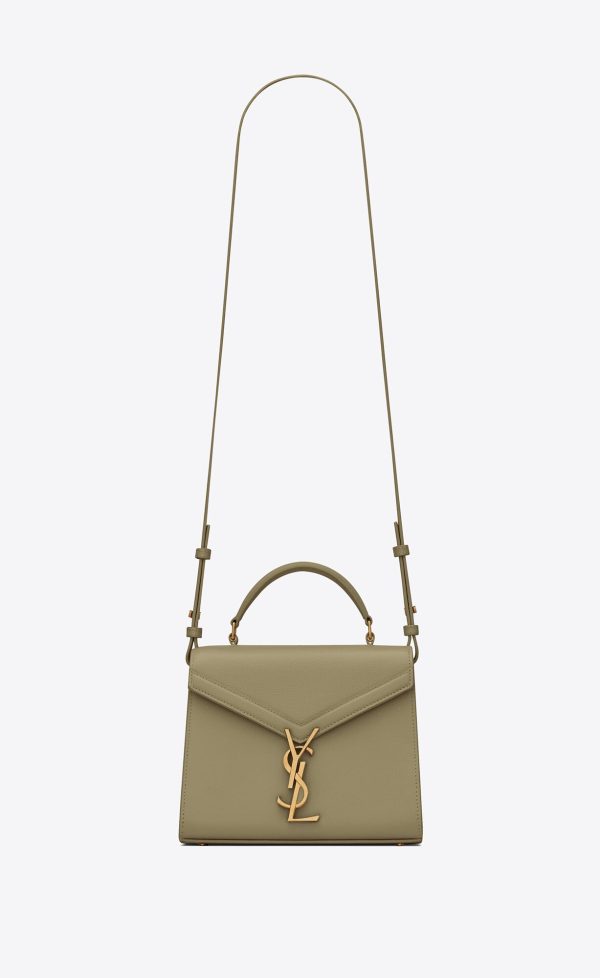 cassandra mini top handle in grain de poudre embossed leather vert kaki