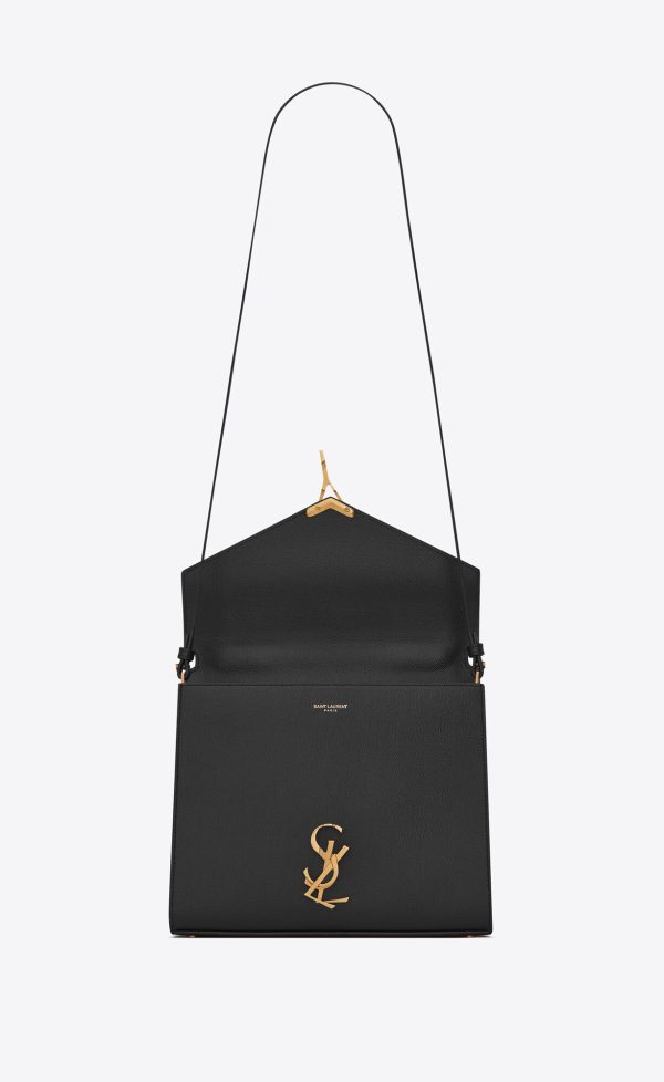 cassandra medium top handle bag in grain de poudre embossed leather black