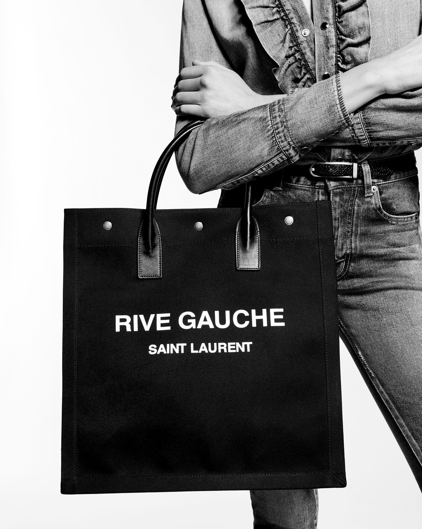 rive gauche tote in canvas white linen rive gauche tote in canvas white linen
