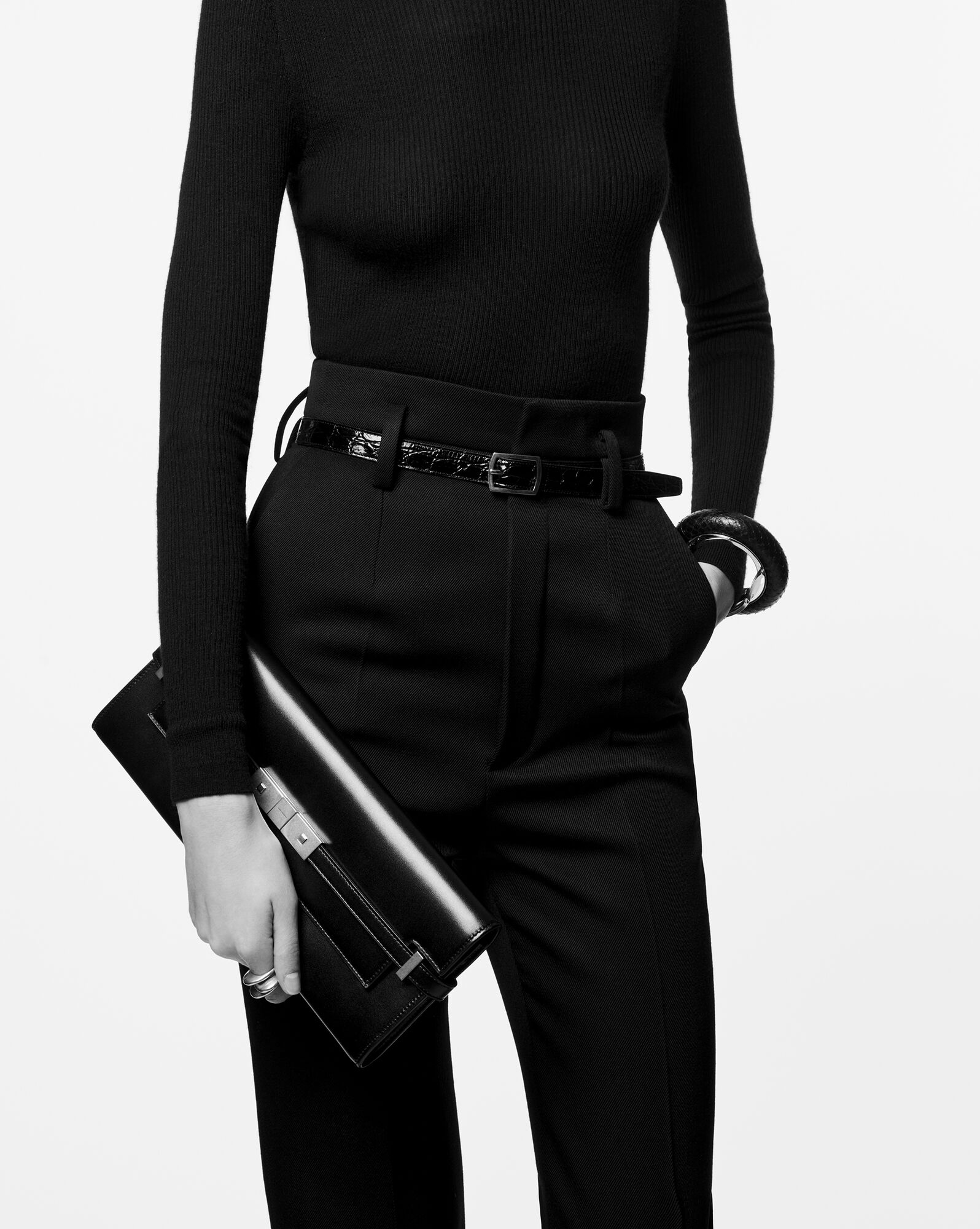 manhattan clutch in box saint laurent leather noir manhattan clutch in box saint laurent leather noir