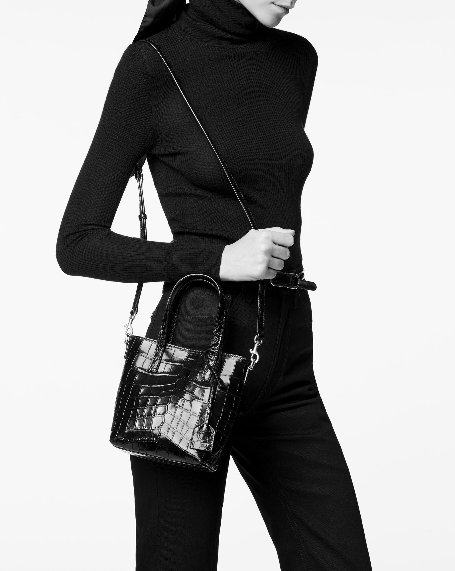saint laurent paris mini toy shopping in crocodile embossed leather noir saint laurent paris mini toy shopping in crocodile embossed leather noir