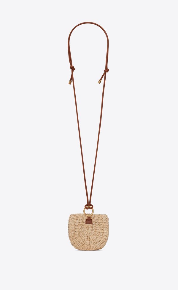 cassandre micro panier necklace in raffia and leather naturel and brick