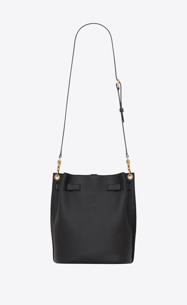 boucle bucket bag in grained leather black