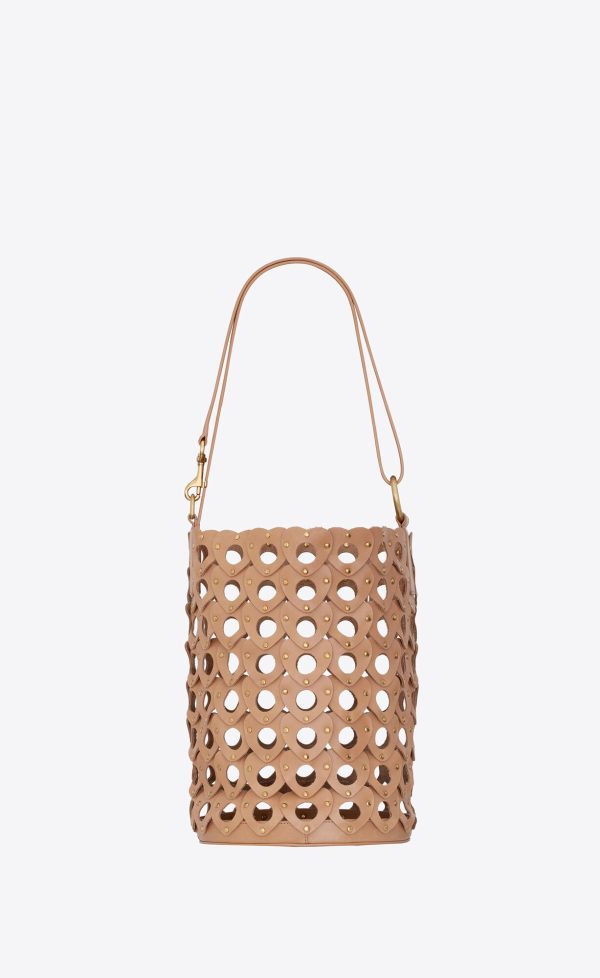 the hearted bucket bag in vegetable tanned leather brown gold