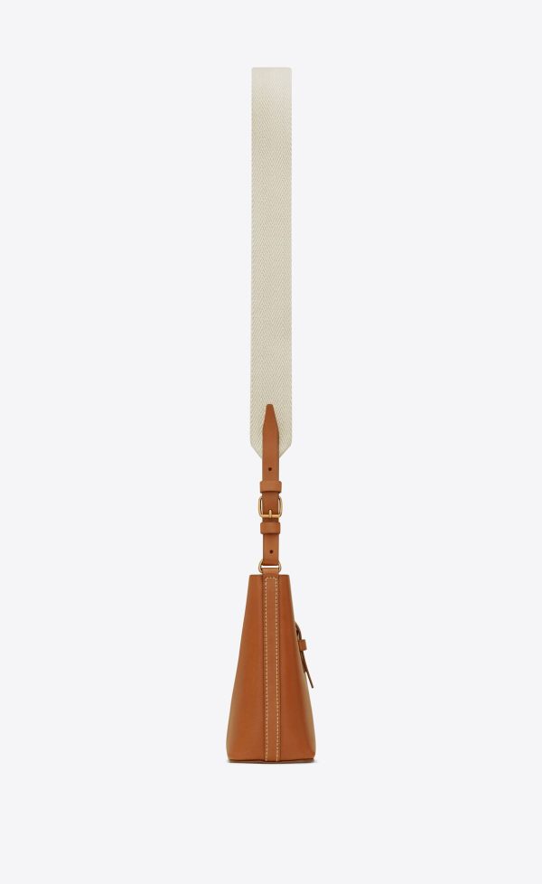 mini bucket bag in vegetable tanned leather chestnut and blanc vintage