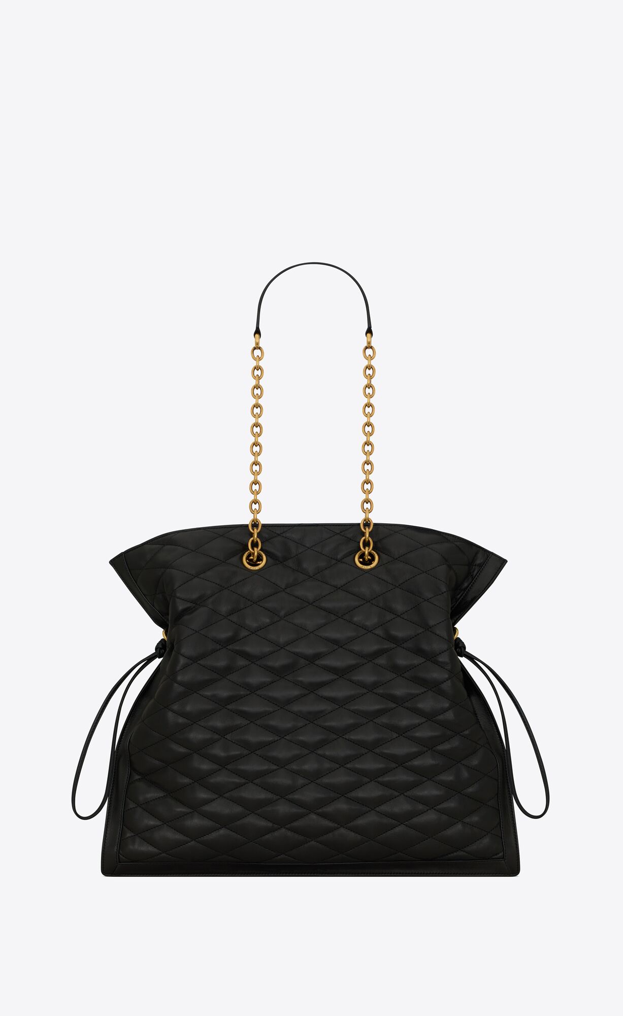 le pochon in quilted lambskin black le pochon in quilted lambskin black
