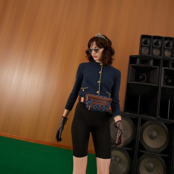 belt bag with interlockingg