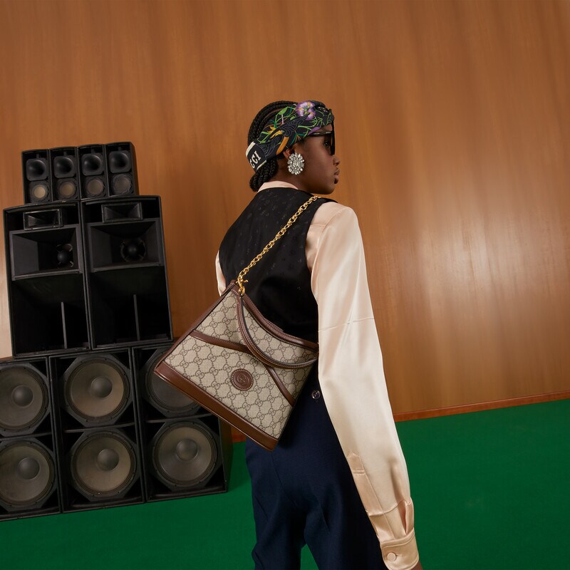 large shoulder bag with interlockingg large shoulder bag with interlockingg