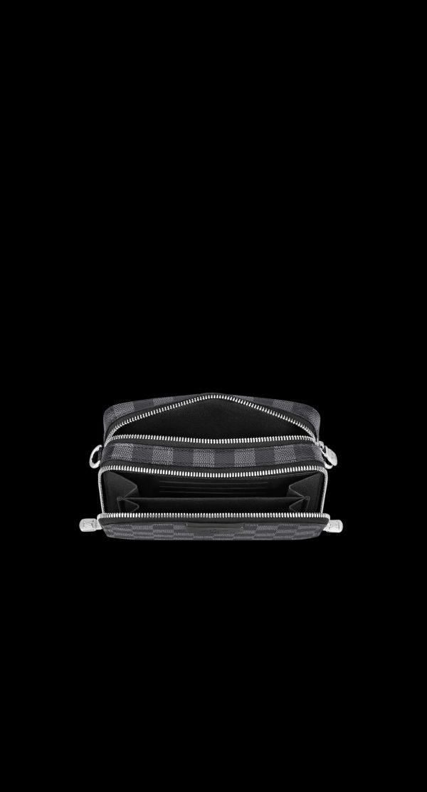 alpha wearable handbag