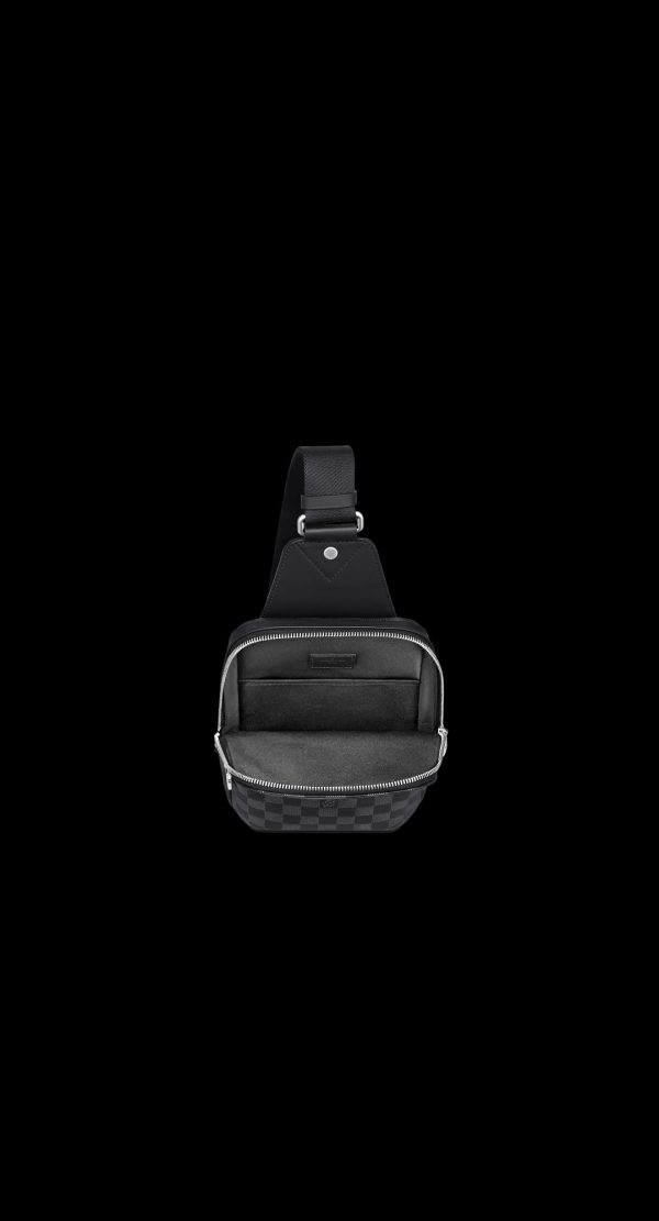 avenue shoulder bag