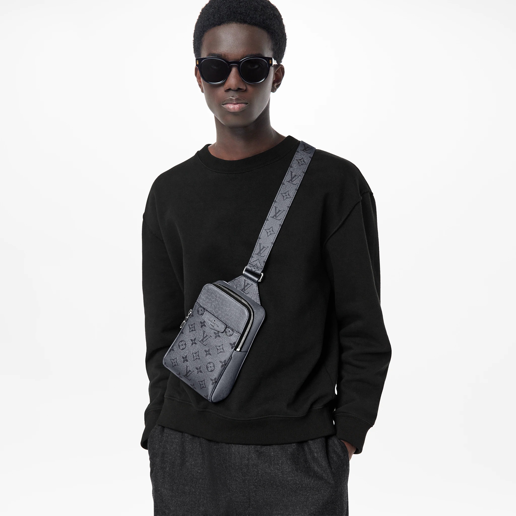 outdoor shoulder bag m30833 outdoor shoulder bag m30833