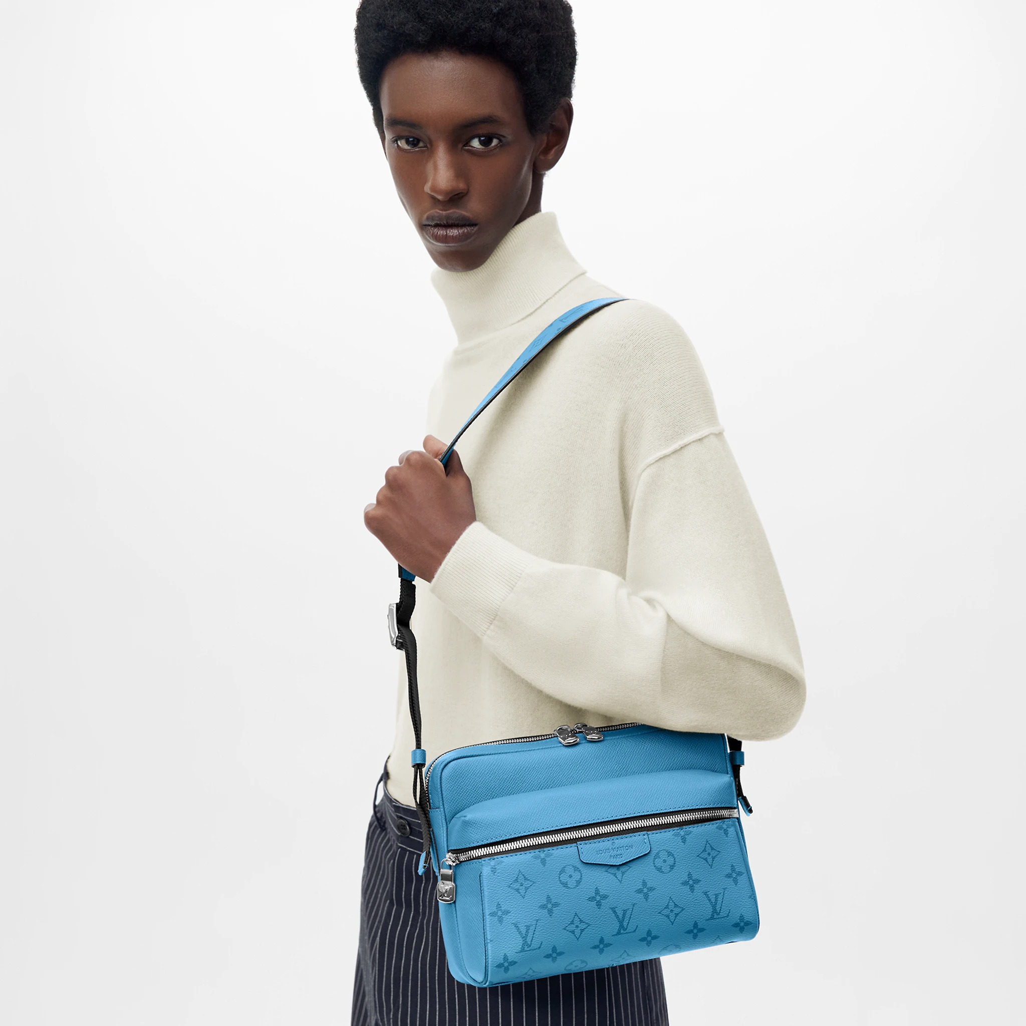 outdoor messenger bag m30749 outdoor messenger bag m30749