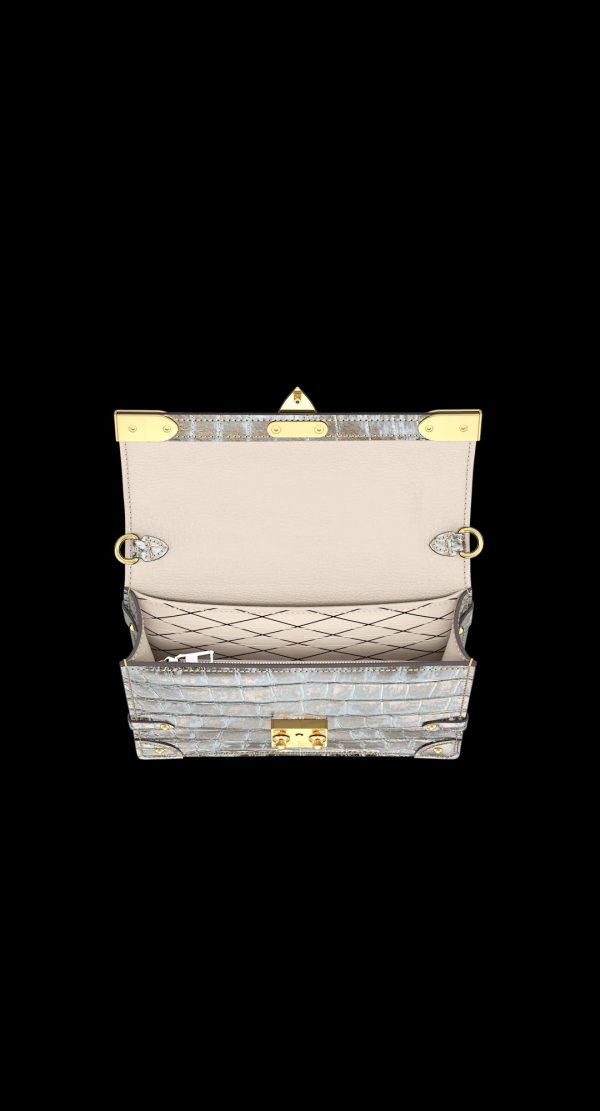 trunk chain bag