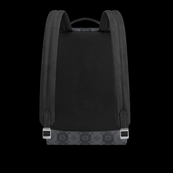 utilitary shoulder bag